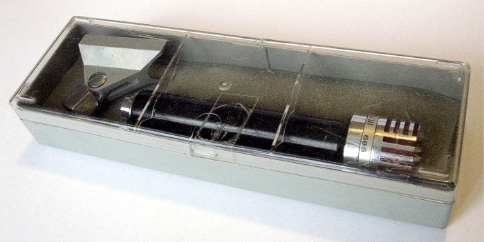 Mikrofon UNITRA MDOVII 686 - v dochovan plastov krabice
